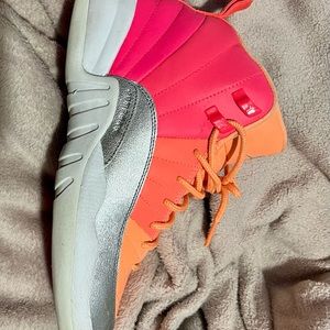 Jordan 12 gradeschool